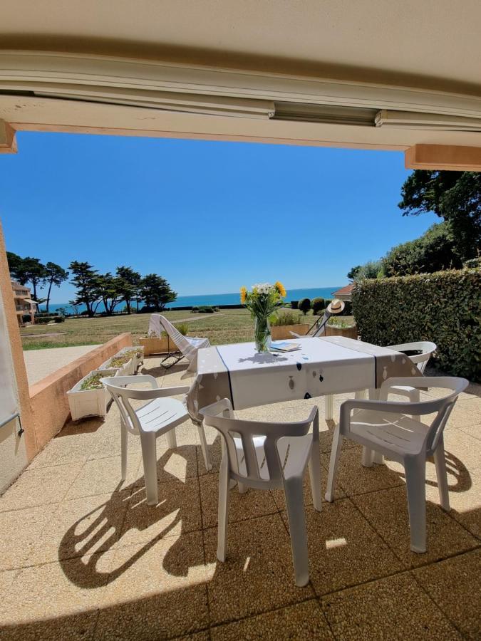 Appartement Face A La Mer Pornic Exterior photo
