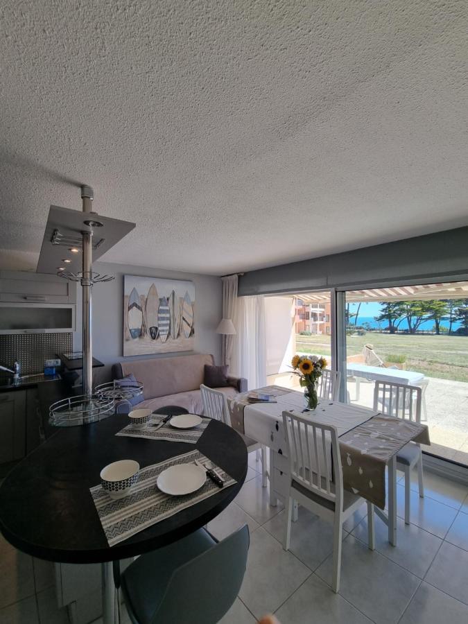Appartement Face A La Mer Pornic Exterior photo