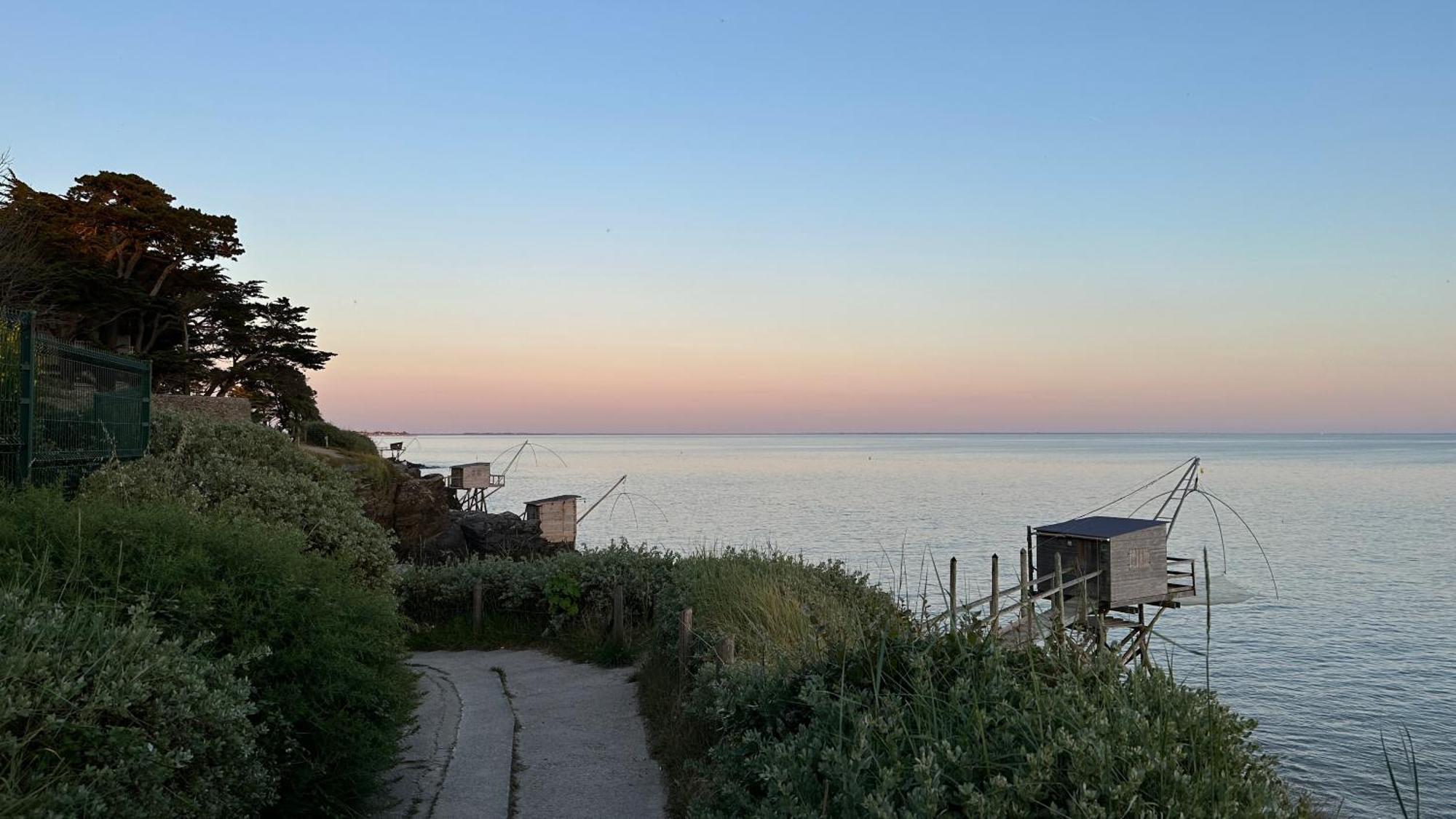 Appartement Face A La Mer Pornic Exterior photo